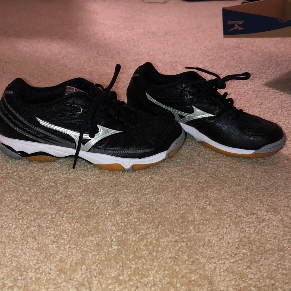 Mizuno Wave Hurricane 2 Volleyball Shoes
